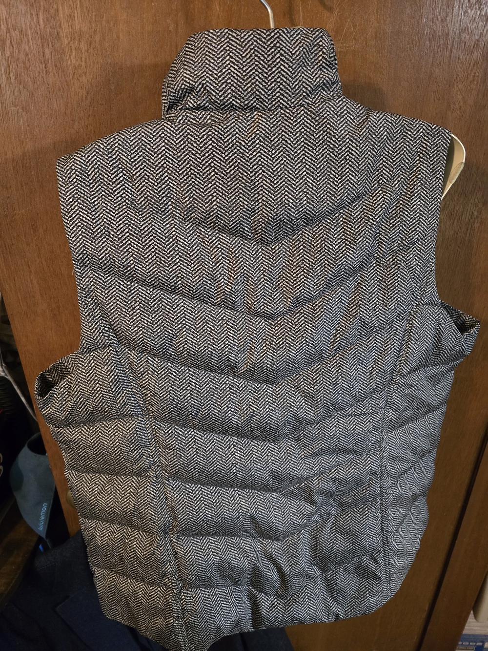 Lands' End Black & White Herringbone Quilted Vest - Picture 2 of 4